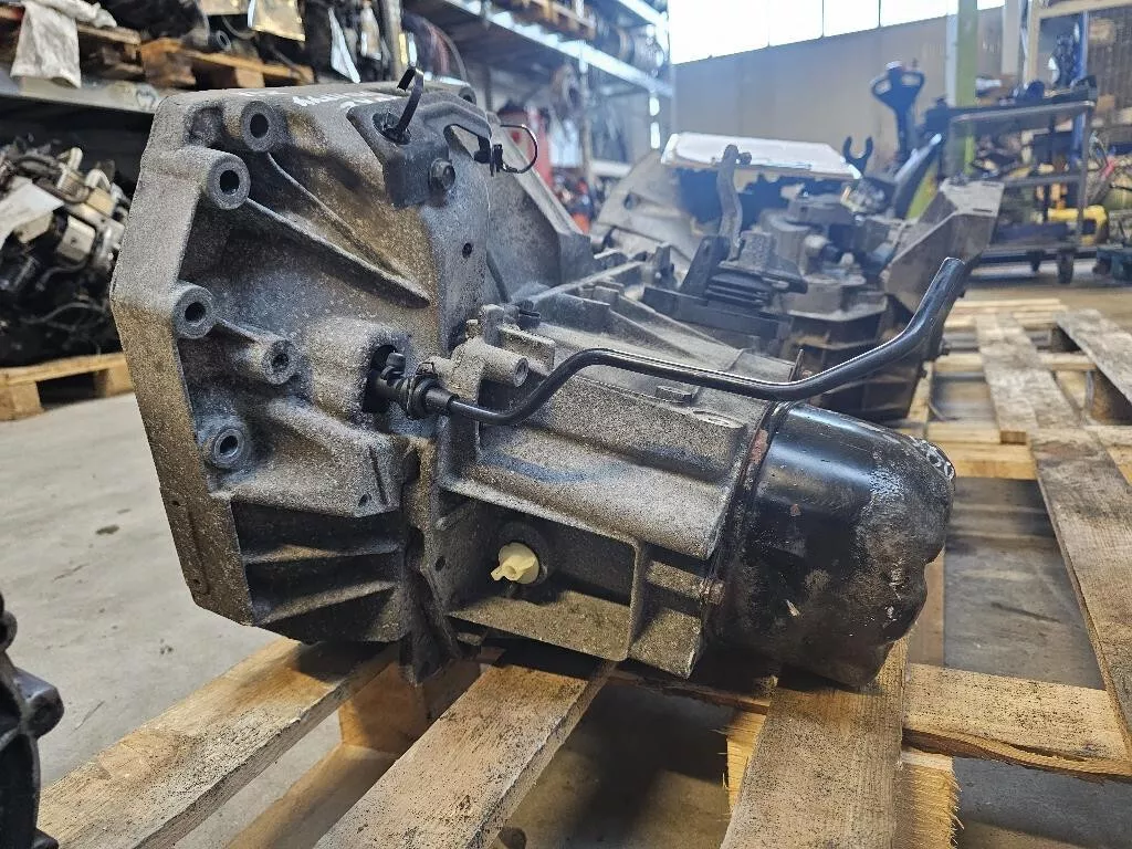 Nisan juke HR16DE gearbox 6