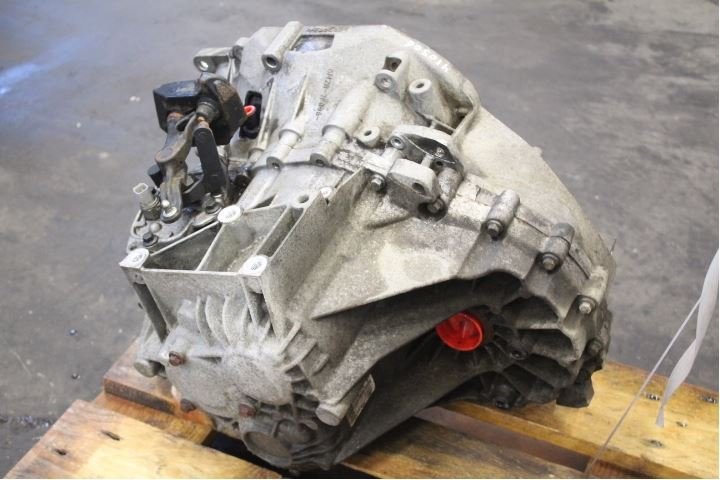 Audi 80 (81 / 85 / B2) Manual Gearbox – OEM & Reconditioned Transmission 2