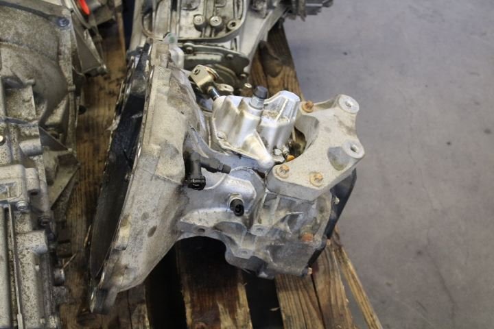 Audi 90 (81 / 85 / B2) Manual Gearbox – OEM & Reconditioned Transmission 2