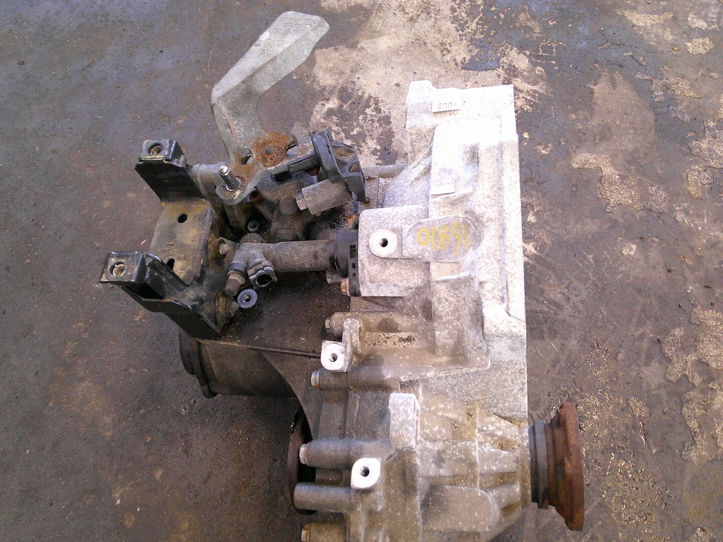 Audi A1 Sportback (8XA / 8XF) Manual Gearbox – OEM & Reconditioned Transmission 3
